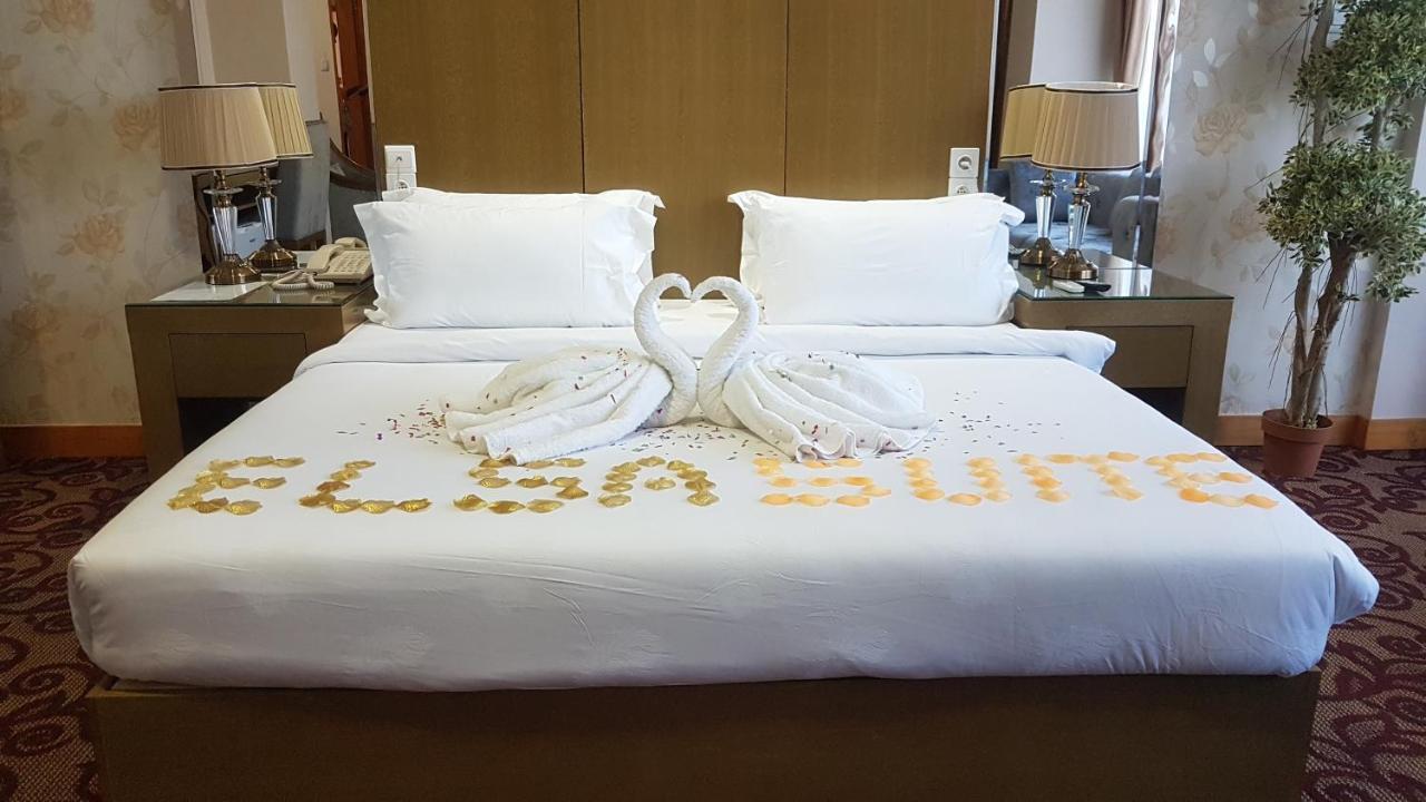 Edmond Hotel ブラザヴィル エクステリア 写真